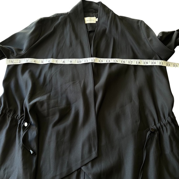Ninexis | Black Women's Jacket with Roll Sleeves - Picture 5 of 9